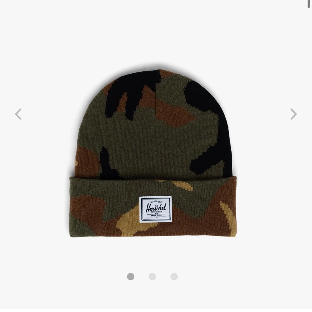 NWT CAMO HERSCHEL BEENIE